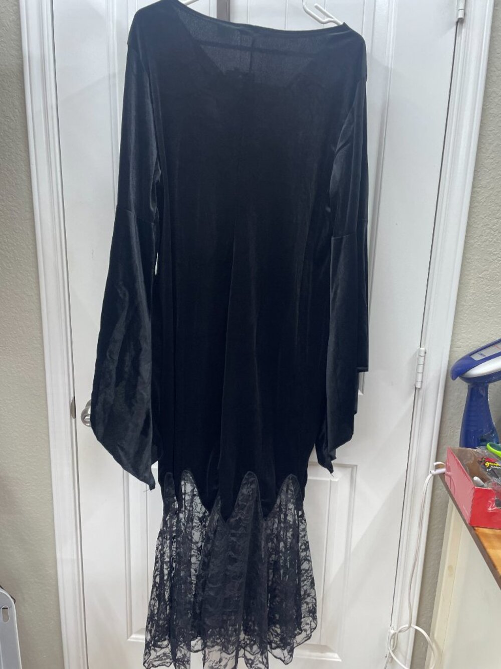 New BloomChic Black Velvet Halloween Witch Dress Size 18 - 20, 2X - Picture 8 of 9